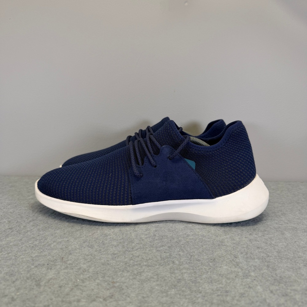 Vessi Everyday Mens Shoes Size 9 Classic Navy Blue Waterproof Knit Sneakers
